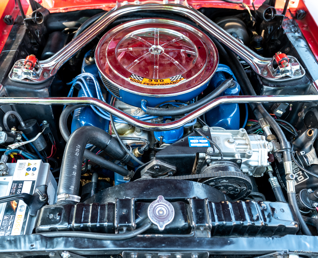 Mustang V8 Bigblock 6,4l 320PS